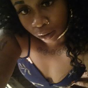 Meet your Posher, Vonetta